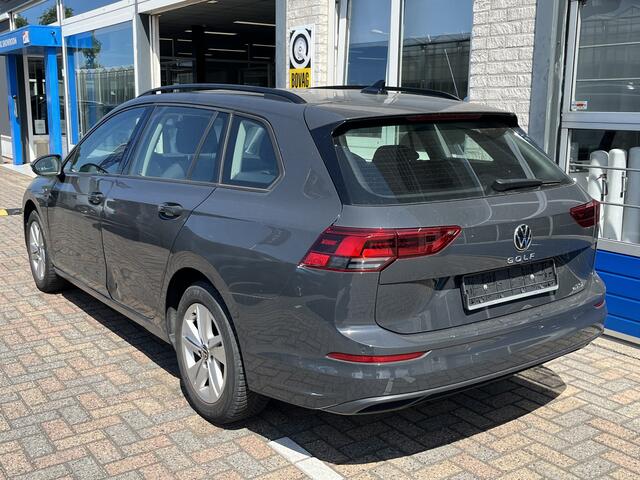 Volkswagen GOLF Variant 1.0 eTSI Life / AUTOMAAT/ PARK.SENSOREN V+A/ CAMERA/ STUUR+STOELVERWARM./ APP-CONNECT/ ACC/ DIGITAL DASH/ KEYLESS/ DAB/ CLIMA