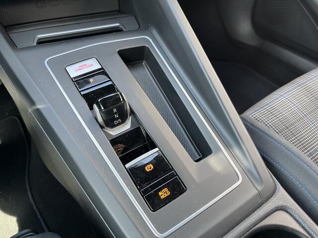 Volkswagen GOLF 1.4 eHybrid GTE / AUTOMAAT/ 245 PK/ CAMERA/ STUUR+STOELVERWARM./ ACC/ APP-CONNECT/ DIGITAL DASH/ RIJ-MODI/ KEYLESS/ NAVI/ DAB/ CLIMA/ LED/ 18'' LMV