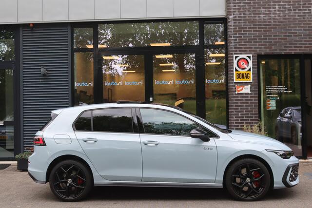 Volkswagen GOLF 1.5 eHybrid 272pk GTE Black Style Pano/IQ.Light/360/Head-up/Dodehoek/18"
