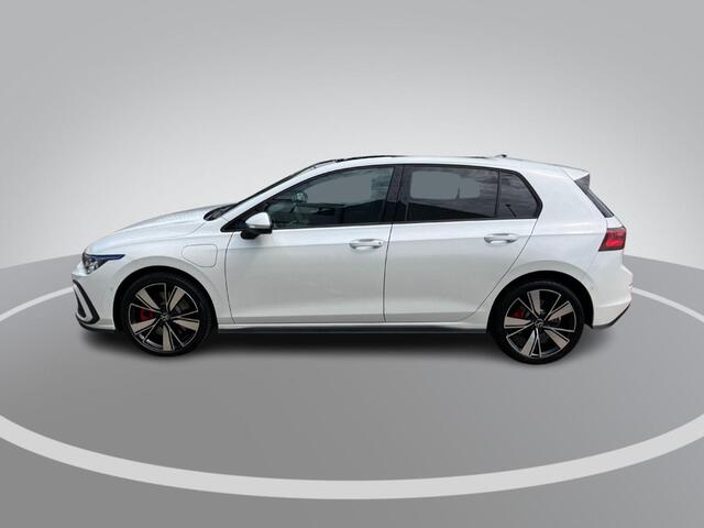 Volkswagen GOLF 1.4eHybrid 180kW/245PK GTE · Panoramadak · Navigatie · Apple/Android Car Play