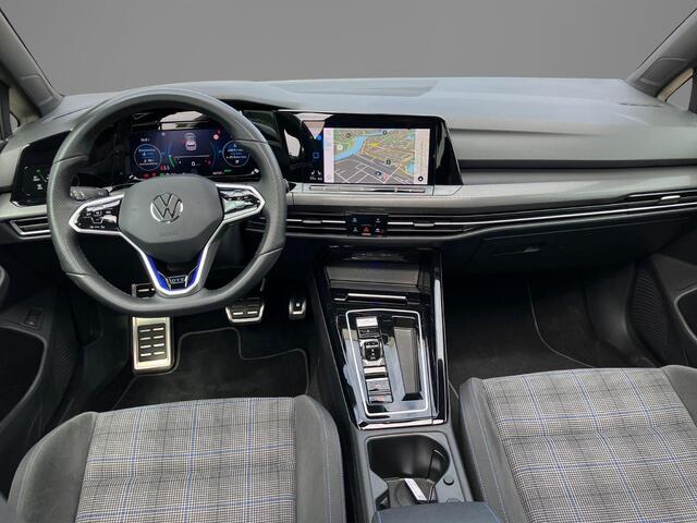 Volkswagen GOLF 1.4eHybrid 180kW/245PK GTE · Panoramadak · Navigatie · Apple/Android Car Play