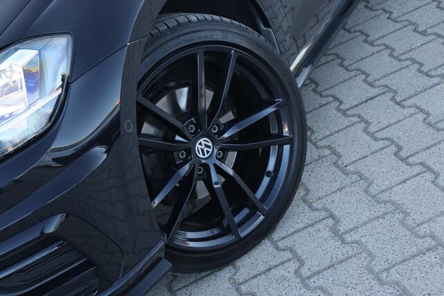 Volkswagen GOLF Variant 1.4 TSI R-Line | ACC | Camera | 18 Inch |