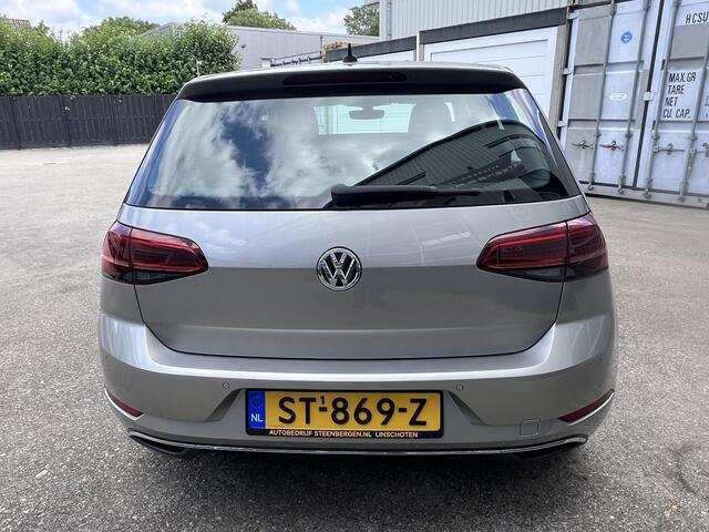 Volkswagen GOLF 1.0 TSI Comfortline Business Stoelverwarming PDC NAVI LED