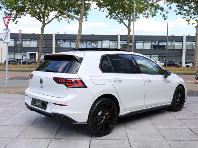 Volkswagen GOLF GTE 1.5 eHybrid 272PK | Panodak | Leer | Black Style | Garantie 2030 | Head-up | Stoel Ventilatie | Memory | 19"Inch |