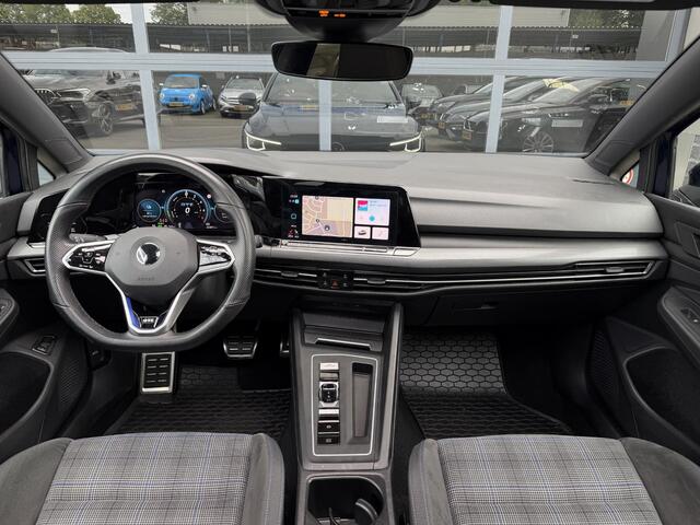Volkswagen GOLF 1.4 eHybrid GTE Pano | 245PK | BTW-Auto
