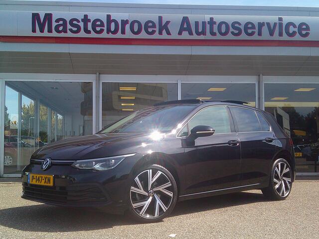 Volkswagen GOLF 1.5 eTSI R-Line Business Automaat Staat in Hardenberg