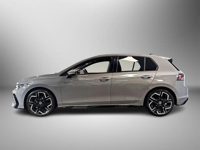 Volkswagen GOLF 1.5 eTSI 150pk DSG R-Line Edition Stoel- en stuurverwarming | Matrix-LED | Travel Assist