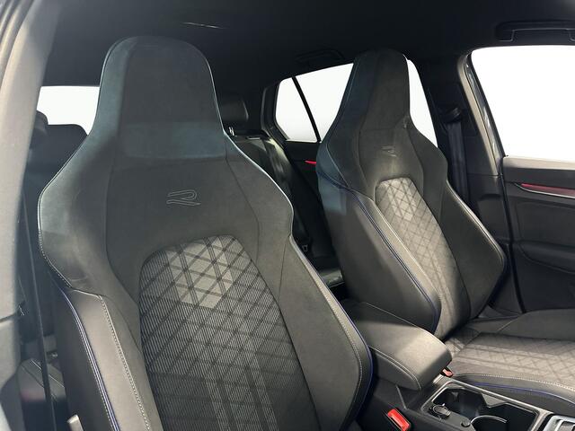 Volkswagen GOLF 1.5 eTSI 150pk DSG R-Line Edition Stoel- en stuurverwarming | Matrix-LED | Travel Assist