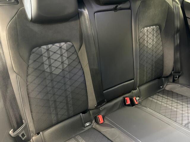 Volkswagen GOLF 1.5 eTSI 150pk DSG R-Line Edition Stoel- en stuurverwarming | Matrix-LED | Travel Assist