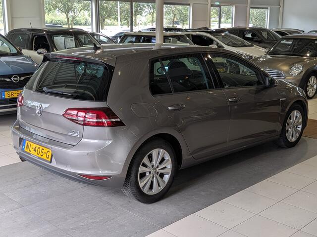 Volkswagen GOLF 1.0 TSI Connected Series Airco, Cruise Control, Stuurbekrachtiging
