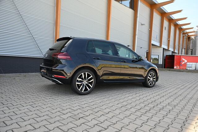 Volkswagen GOLF Sportline Sound edition