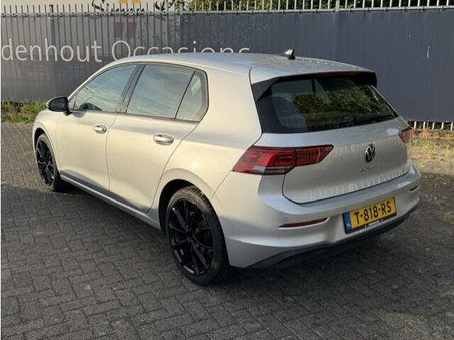 Volkswagen GOLF 1.0 eTSI Life DSG Navigatie, achteruitrijcamera