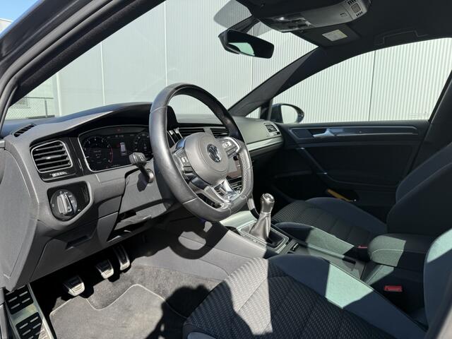 Volkswagen GOLF Variant 1.0 TSI Style R-Line VIRTUAL CARPLAY PDC ACC