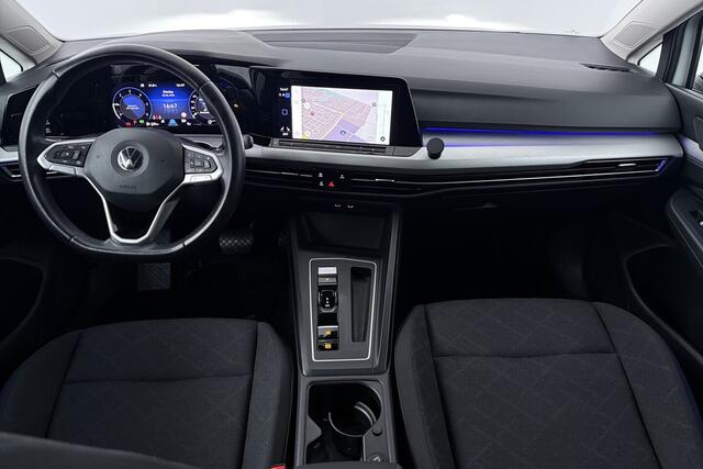 Volkswagen GOLF 2.0 TDI Style (DIGITALE COCKPIT, SFEERVERLICHTING, NAVIGATIE, CRUISE ADAPTIEF, STUURVERWAR