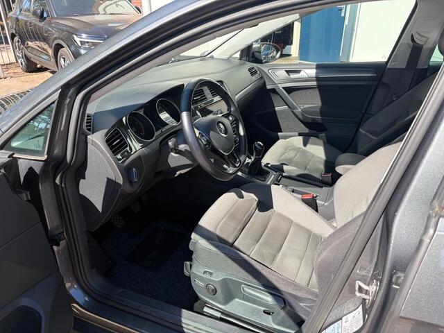 Volkswagen GOLF 1.0 TSI Comfortline Business Adapt. Cruise