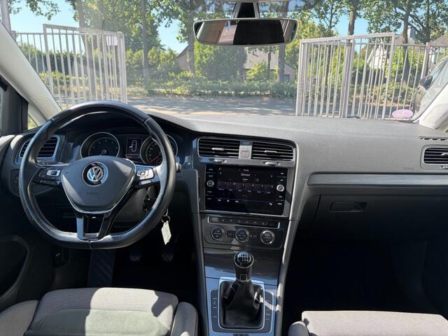 Volkswagen GOLF 1.0 TSI Comfortline Business Adapt. Cruise