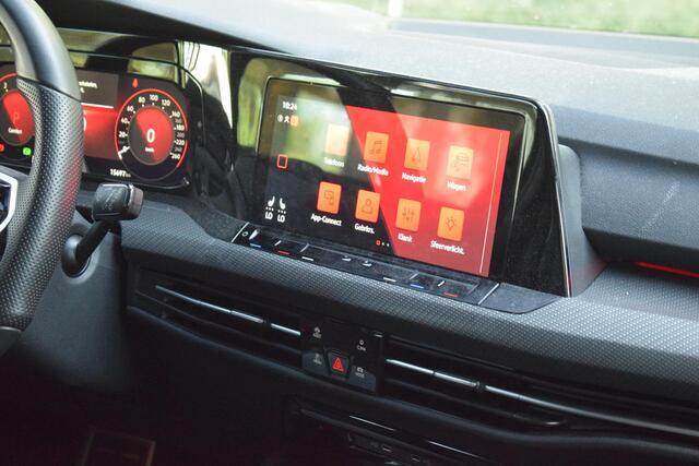Volkswagen GOLF 1.5 eTSI R-Line DSG |NAVIGATIE|CARPLAY|ADAPTIVE|ST