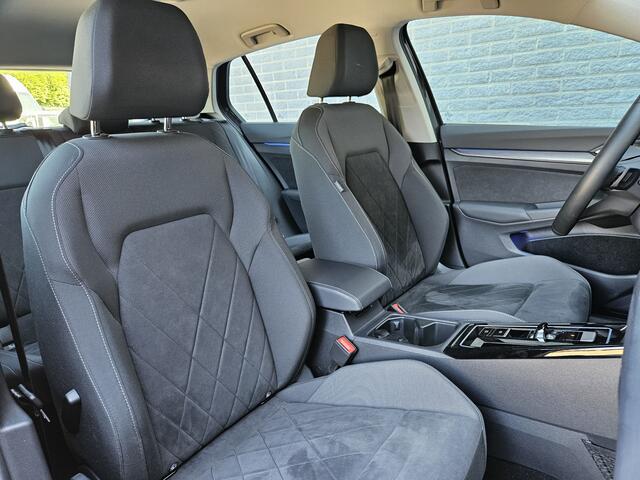 Volkswagen GOLF 1.5 eHybrid Style Inclusief Afleveringskosten