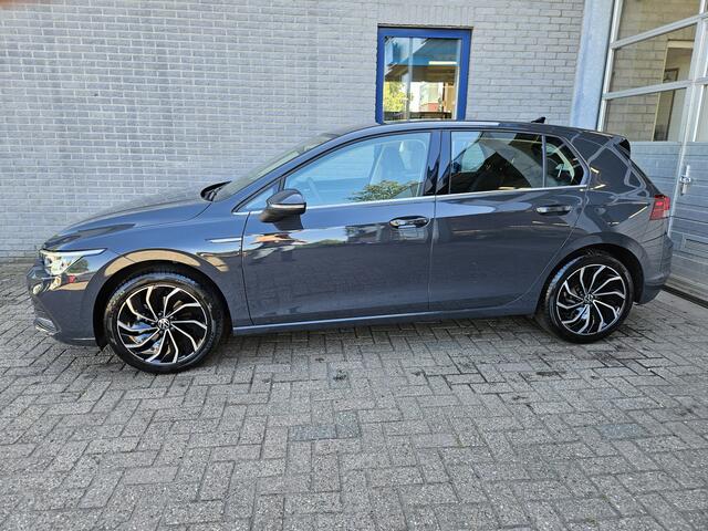Volkswagen GOLF 1.5 eHybrid Style Inclusief Afleveringskosten