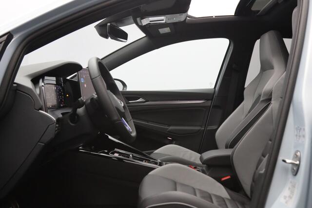 Volkswagen GOLF 1.5 eHybrid GTE 272 PK PHEV, *Full-Option* Leder, Panoramadak, Trekhaak, 360 Camera
