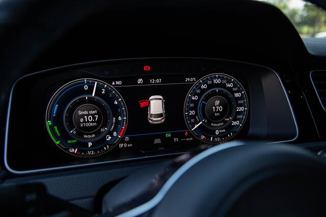 Volkswagen GOLF 1.4 eHybrid GTE , Virtual Cockpit, Adap. Cruise, Carplay