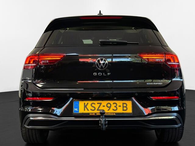 Volkswagen GOLF 1.5 eHybrid 204PK [PHEV] LIFE NAVI/CARPLAY/CAMERA/TREKHAAK