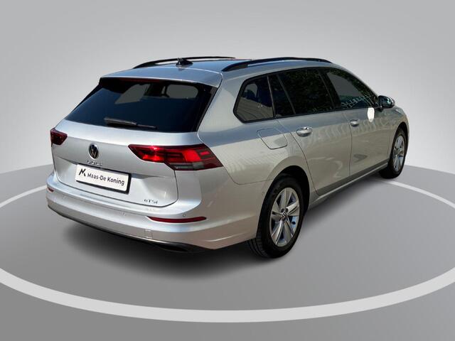 Volkswagen GOLF Variant 1.0eTSI/110PK Life DSG · Navigatie · Camera + Parkeersensoren · Apple/Android Car Play · Stoelverwarming · Elektrische stoelverstelling ·