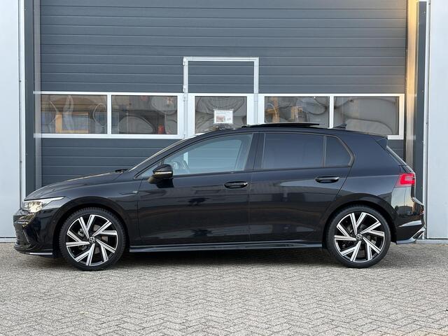 Volkswagen GOLF 1.5 eTSI R-Line | Pano | LED | Stoel verwarming | 3x R-Line | Camera |
