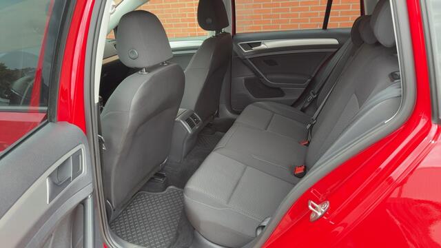 Volkswagen GOLF Variant 1.0 TSI 110PK Trendline Velgen Airco Multimedia
