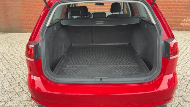 Volkswagen GOLF Variant 1.0 TSI 110PK Trendline Velgen Airco Multimedia