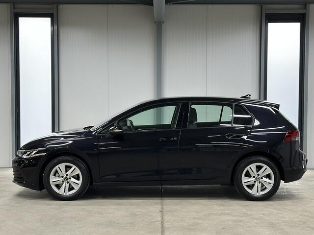Volkswagen GOLF 1.0 TSI Life Trekhaak | Winterpakket | ACC | Carplay