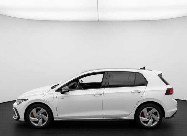 Volkswagen GOLF GTE 1.5 272PK DSG HYBRID GTE-SPORT 360°CAMERA/NAVI/HEAD-UP!