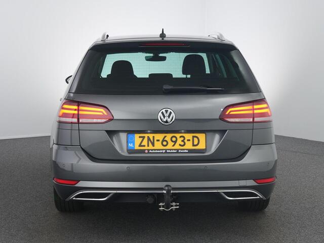 Volkswagen GOLF 1.5 TSI Highline Business R | Trekhaak afneembaar | Winterpakket | ACC | Ergostoel |