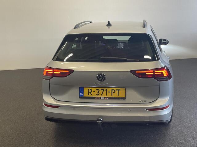 Volkswagen GOLF Variant 1.0 eTSI 110pk DSG Life Automaat Navigatie Climate Control Parkeer sensoren Cruise control adaptieve Stoelverwarming Led