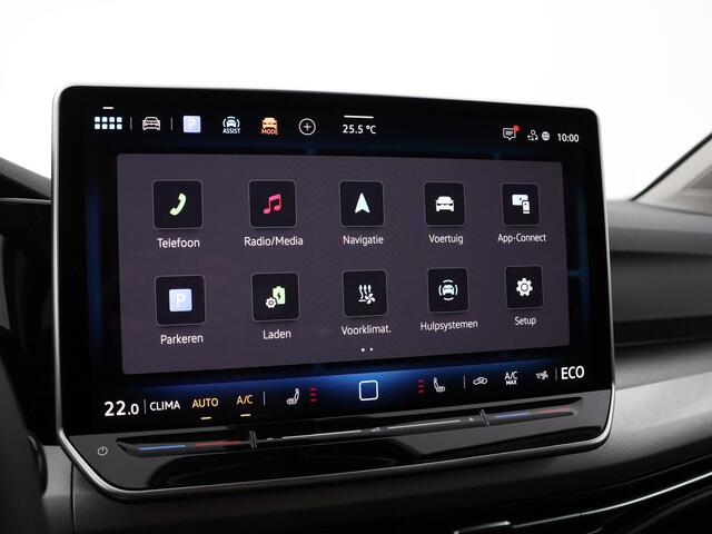 Volkswagen GOLF Life Edition 1.5 eHybrid 204 PK 6 versn. DSG · Achteruitrijcamera · Draadloze telefoonlader · Comfort pakket ·