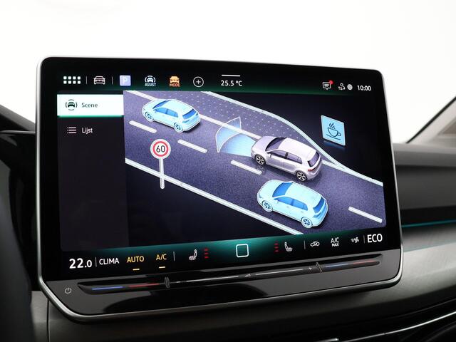 Volkswagen GOLF Life Edition 1.5 eHybrid 204 PK 6 versn. DSG · Achteruitrijcamera · Draadloze telefoonlader · Comfort pakket ·