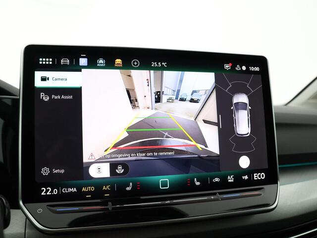 Volkswagen GOLF Life Edition 1.5 eHybrid 204 PK 6 versn. DSG · Achteruitrijcamera · Draadloze telefoonlader · Comfort pakket ·