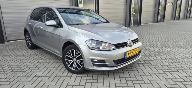 Volkswagen GOLF 1.2 TSI Allstar Airco | Cruise control | Stoelverwarming | PDC | CC | aangeboden voor een particulier