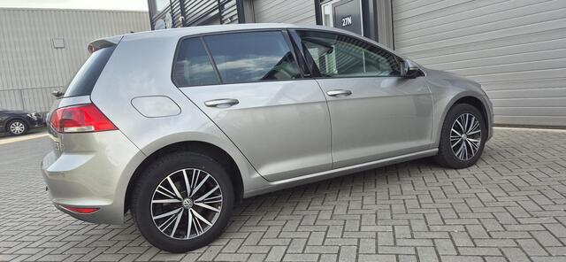 Volkswagen GOLF 1.2 TSI Allstar Airco | Cruise control | Stoelverwarming | PDC | CC | aangeboden voor een particulier