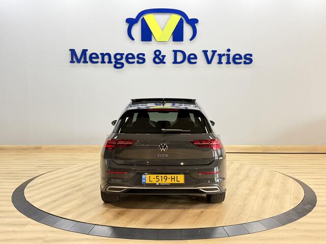Volkswagen GOLF 1.4 eHybrid GTE Airco ECC | Panorama | Stoel Ventilatie\Verwarming | Camera | Sfeer | Memory | Isofix | NAP