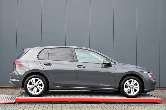 Volkswagen GOLF 1.0 TSI Life Business