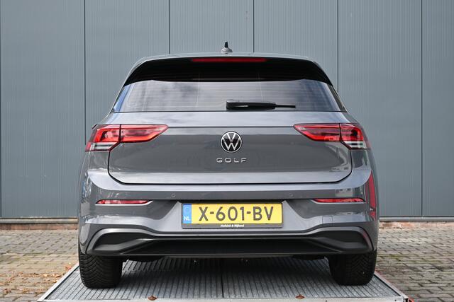 Volkswagen GOLF 1.0 TSI Life Business