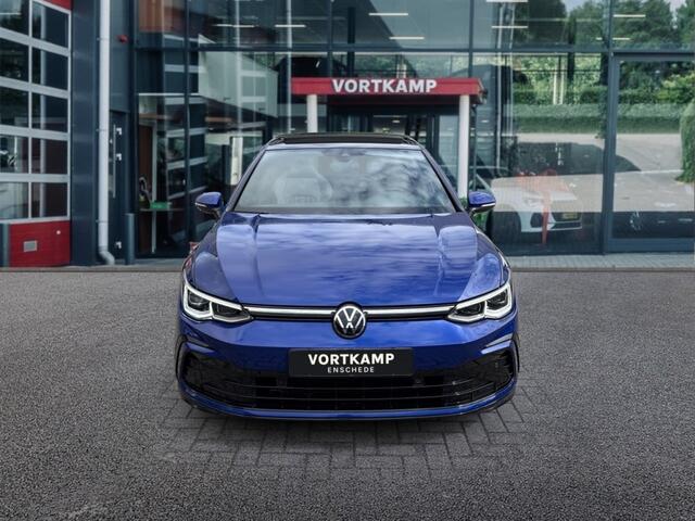 Volkswagen GOLF 1.5 eTSI DSG R-LINE PANO-DAK/CAMERA/ACC/STOEL+STUURVERW/CARPLAY