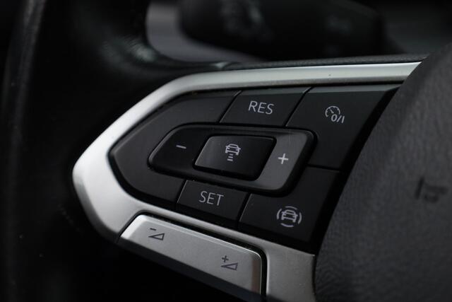 Volkswagen GOLF 1.0 TSI Life | Stoel- Stuurverw. | Apple CarPlay | Navi | LED | PDC | Digi. Cockpit | All Seasons