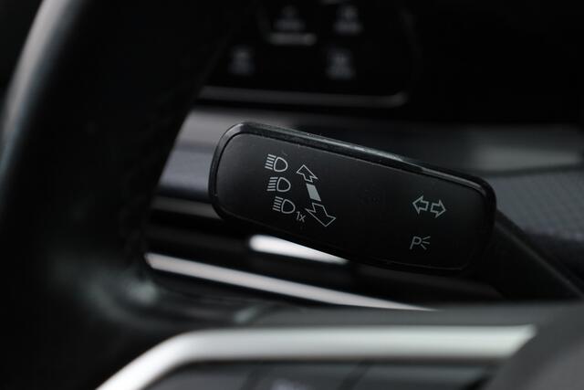 Volkswagen GOLF 1.0 TSI Life | Stoel- Stuurverw. | Apple CarPlay | Navi | LED | PDC | Digi. Cockpit | All Seasons