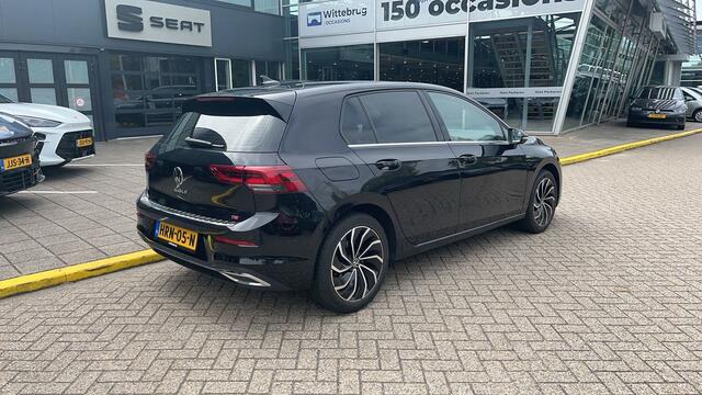 Volkswagen GOLF 1.5 TSI Style / Memory Seat / Stoelverwarming / Parkeersensoren V+A / LED / Wireless App Connect