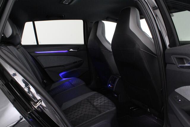 Volkswagen GOLF Variant 1.5 eTSI R-Line Business > Trekhaak/IQ.Light/Camera/Winterpakket