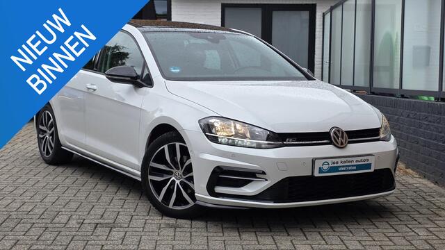 Volkswagen GOLF 1.0 TSI Highline R-Line 115pk Navi, Camera, PDC, Panoramadak, Led, ACC