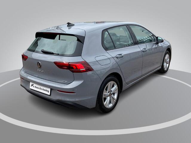 Volkswagen GOLF 1.5eTSI/150PK Life Edition · Apple/Android Car Play · Navigatie · Head-Up display · Stoel-& stuurverwarming · Garantie t/m 21-04-2030 of 100000km.