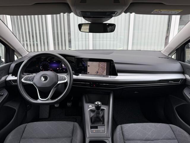 Volkswagen GOLF 1.5 TSI Life Business 131 PK I Rijklaar I Navigatie I DAB I Stoelverwarming